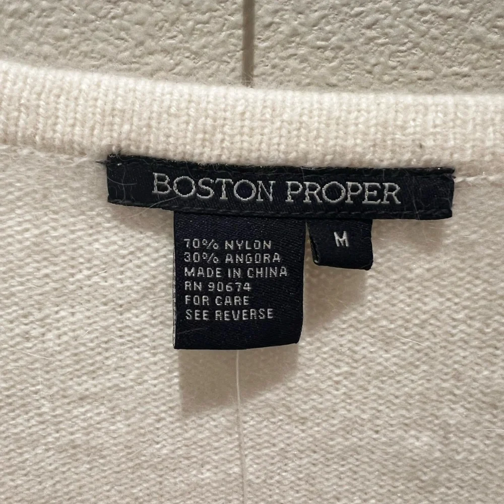 CLEARANCE NWT Boston Proper Women’s Medium White Bedazzled V-Neck Angora Sweater - Picture 4 of 10